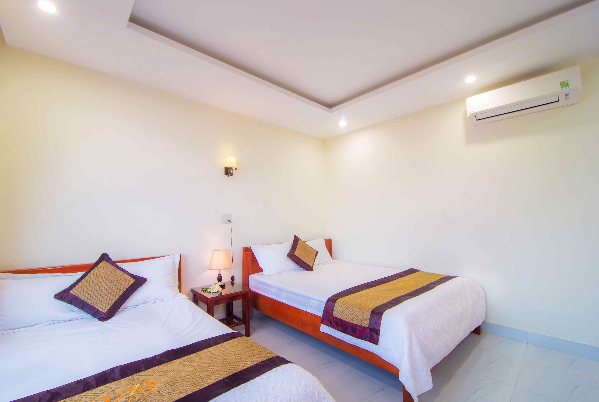 Luxe Hotel Ngu Hanh Son Buitenkant foto